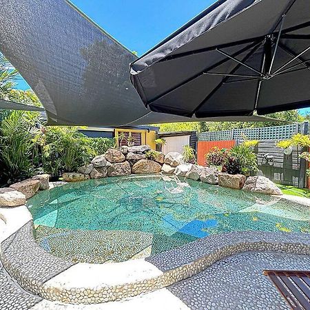 Oasis, In Leafy Whitfield. Villa Edge Hill Екстериор снимка