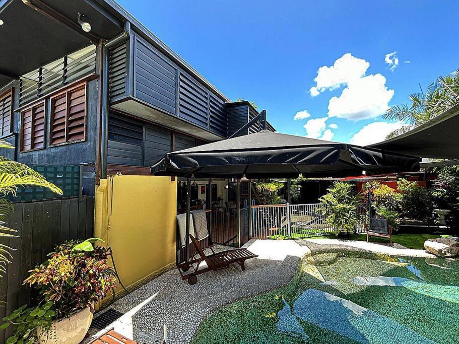 Oasis, In Leafy Whitfield. Villa Edge Hill Екстериор снимка